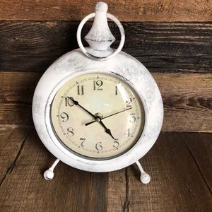 Farmhouse Style Clock